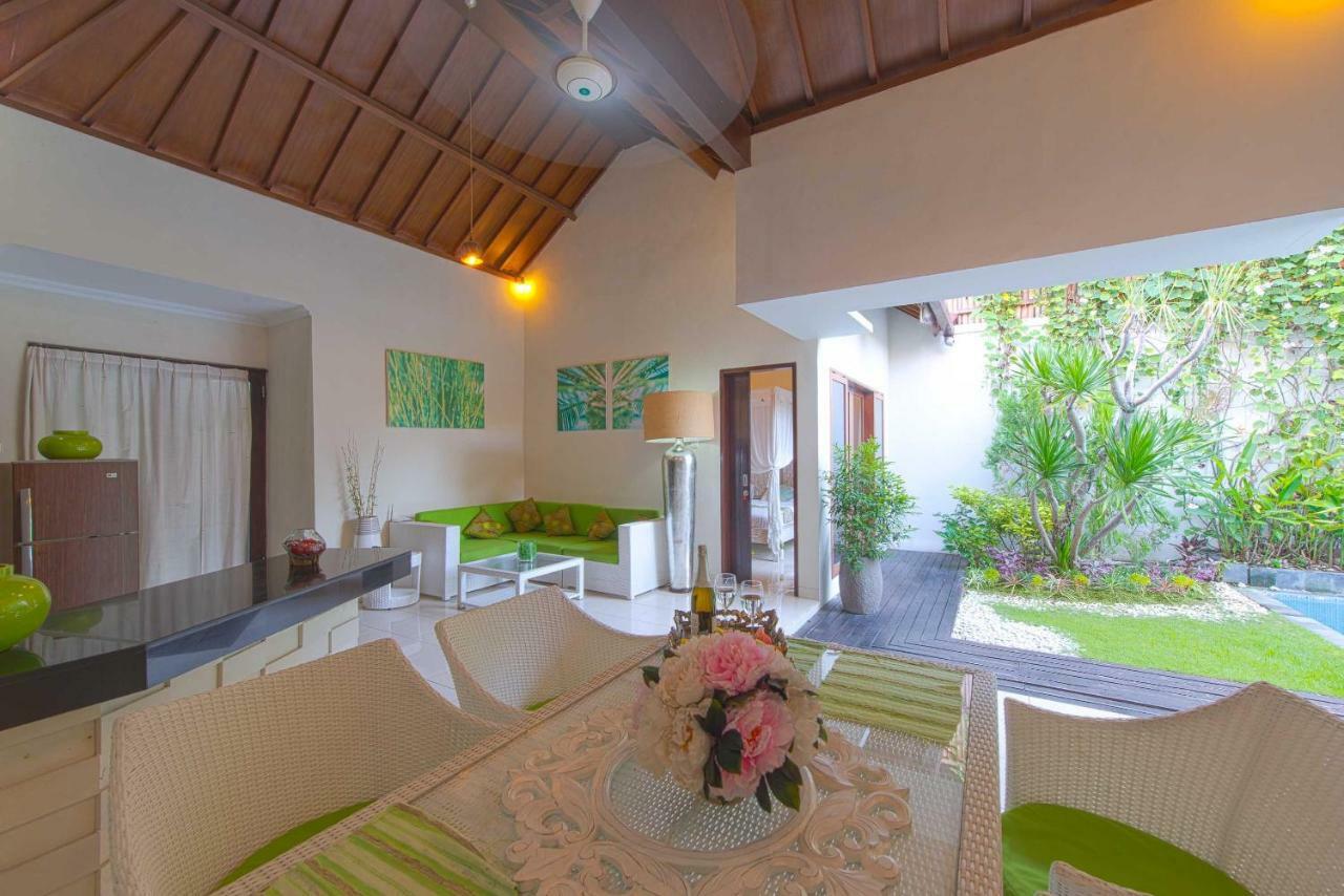 Villa Enjoy - Seminyak Center Exterior photo