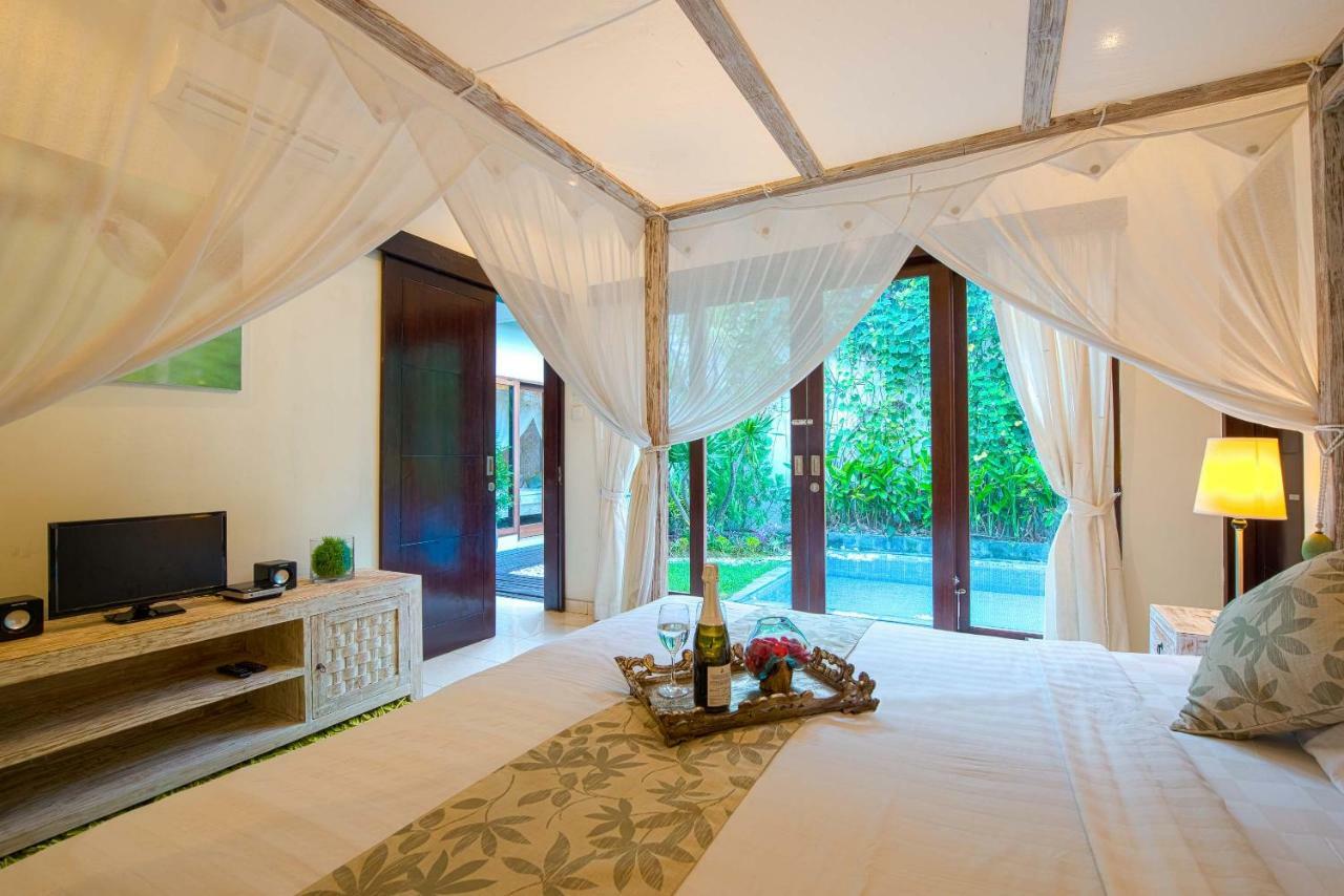Villa Enjoy - Seminyak Center Exterior photo